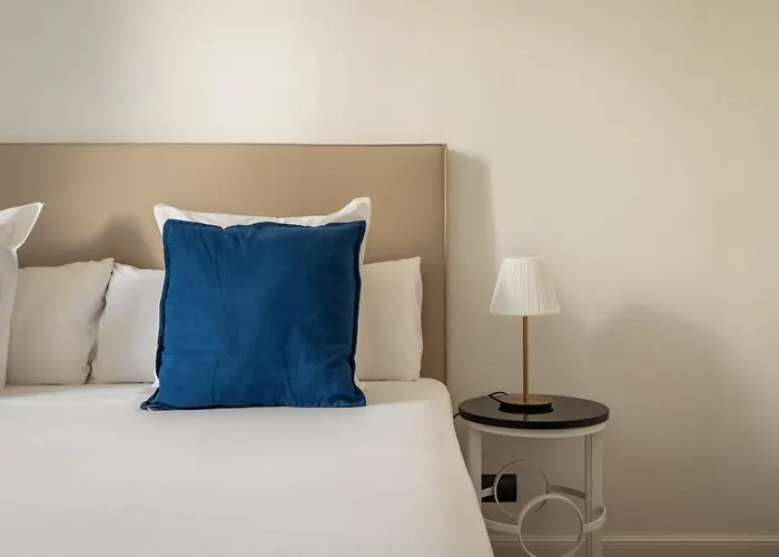 1883 Hotell
